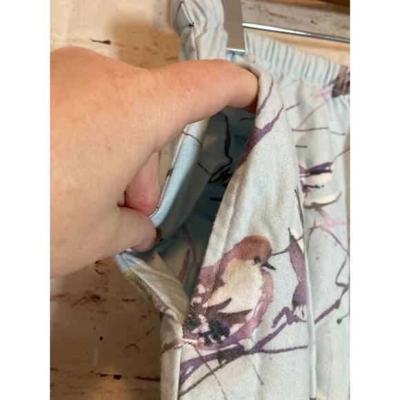 The Cat's Pajamas Flannel Pajama Set Womens Medium Blue Bird Print Winter Scene - Picture 15 of 15